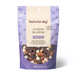 Cookies and Crème Trail Mix - 10.5 - Favorite Day™