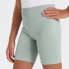Girls' Seamless Bike Shorts - All In Motion™ - 3 of 3