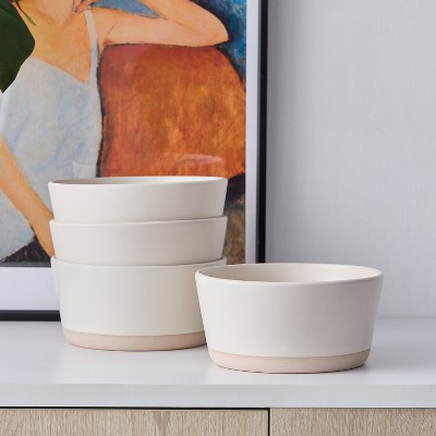 White Ceramic 16-Piece Dinnerware Set, Service for 4