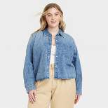 Women's Long Sleeve Button-Down Denim Cropped Shirt - Universal Thread™ Blue