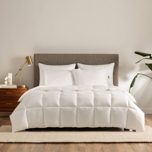 Queen Down Illusion Lightweight Down Alternative Comforter - Serta - 1 of 4