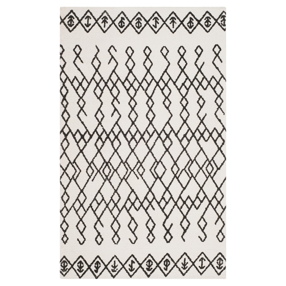 Ivory/Black Geometric Loomed Accent Rug 3'x5' - Safavieh