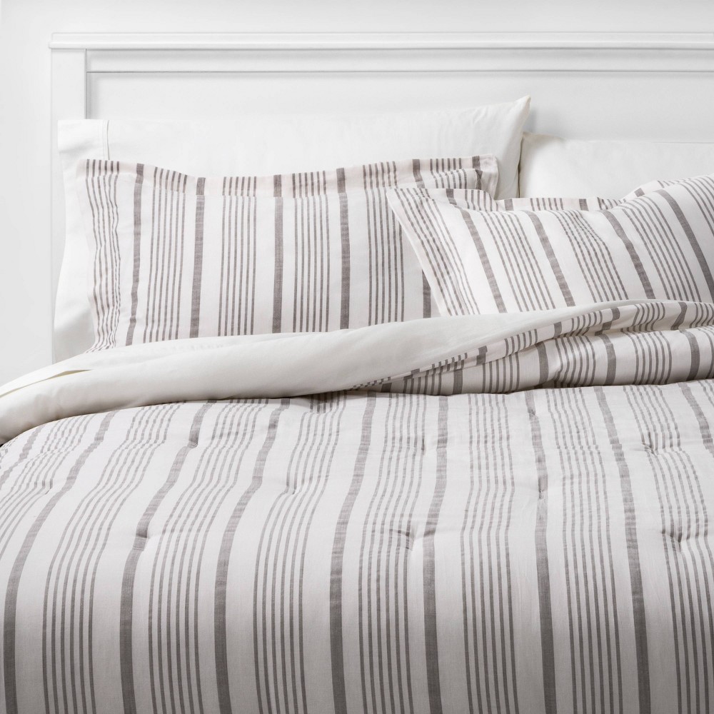 King Classic Stripe Comforter & Sham Set White - Threshold