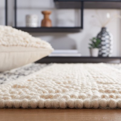 Natura 6' x 6' Ivory and Black Hand Woven Wool Rug