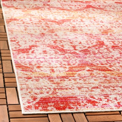 Reversible Medallion Red & Multi 4' x 6' Stain-Resistant Synthetic Area Rug