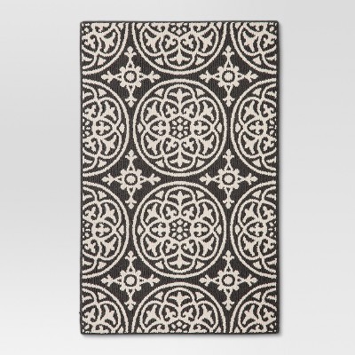 2'6"x3'10" Medallion Washable Tufted And Hooked Accent Rug Gray - Threshold™