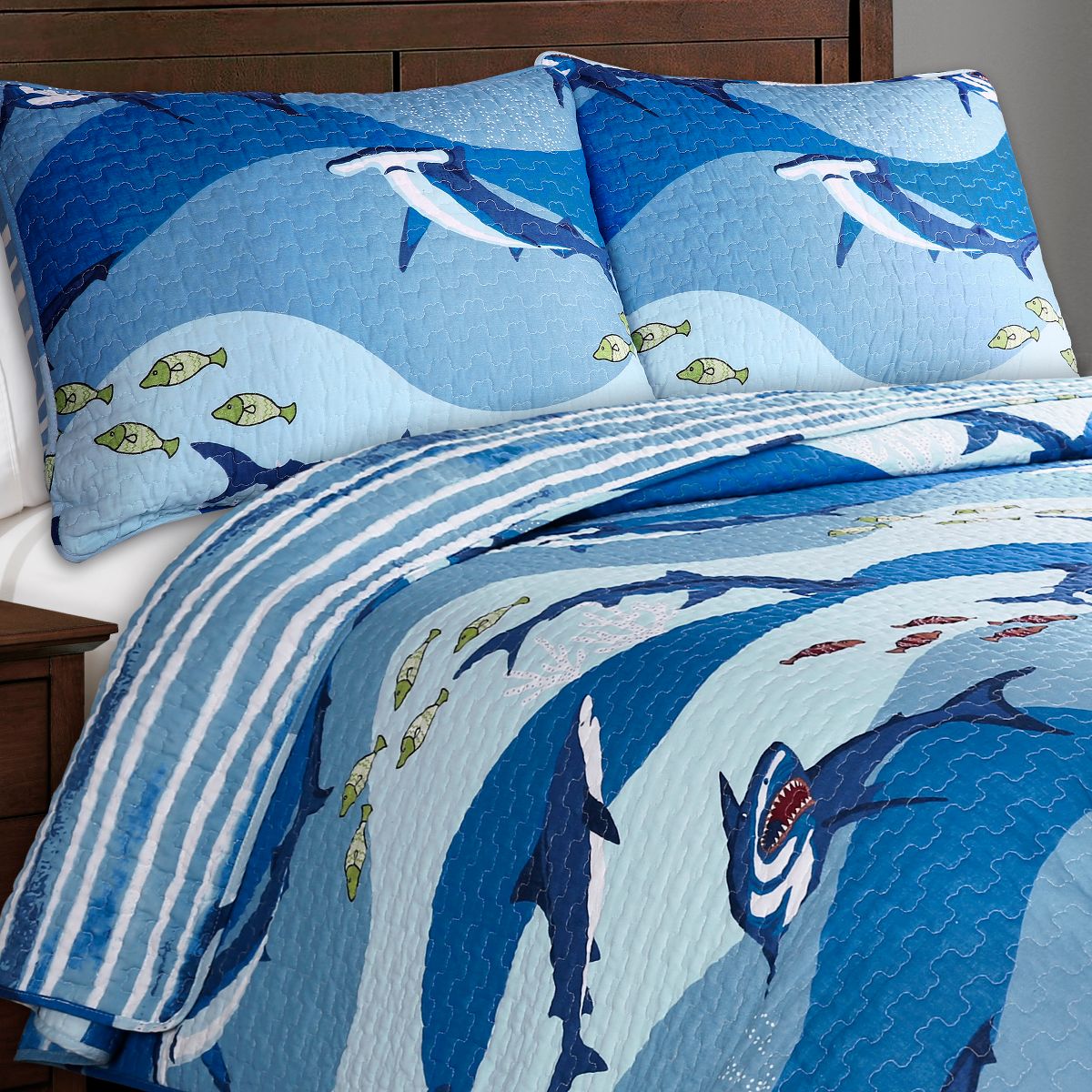 Shark Allover Quilt Set Blue - Lush Décor - thumbnail 3