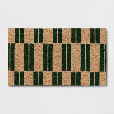 1'4"x2'4" Outdoor Door Mat Green - Room Essentials™