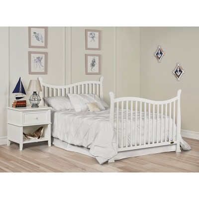White Greenguard Certified 7-in-1 Convertible Crib