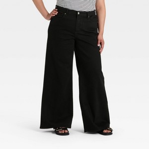 Women's Everyday High-Rise Wide Leg Jeans - Universal Thread™ - 1 of 3