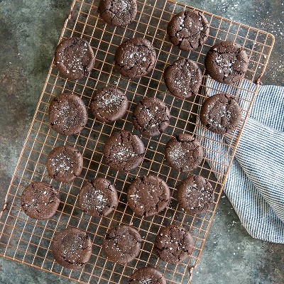 Large Copper-Plated Metal Cooling Rack