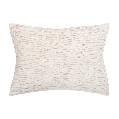 EY Essentials 20" x 26" Clea Standard Sham