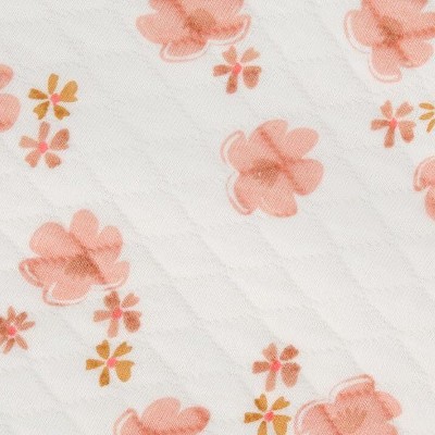 white and pink flowers