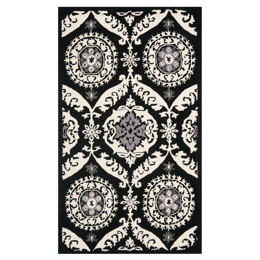 Huntington Accent Rug - Black / Ivory (2'9inx4'9in) - Safavieh