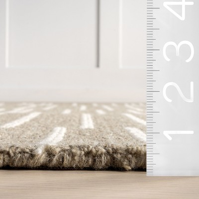 Handmade Taupe and White Wool Striped 4' x 6' Area Rug