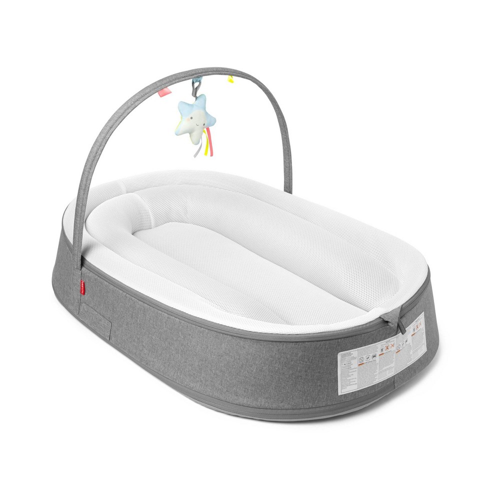 Skip Hop Baby Nest Playful Retreat - Gray
