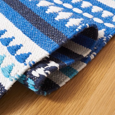 Coastal Breeze Handwoven Cotton Ikat Blue 4' x 6' Area Rug