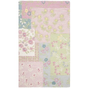 Safavieh Kids SFK321 Hand Tufted Indoor Rug - Safavieh - 1 of 4