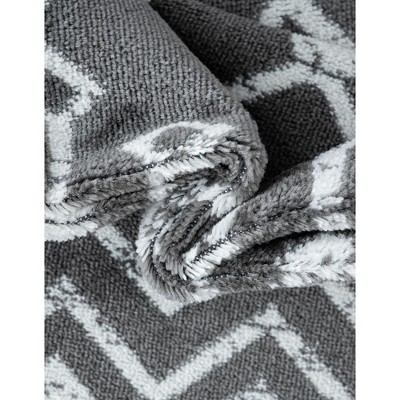 Gray and White Geometric Trellis Synthetic Runner Rug