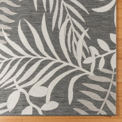 120" x 94" Gray and White Botanical Indoor/Outdoor Rug