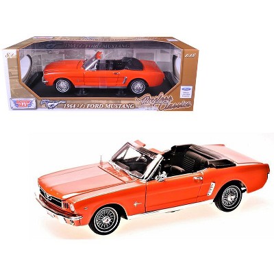 2015 ford mustang convertible diecast model