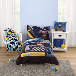 Warner Brothers Batman The Caped Crusader Navy, Gray, and Yellow Bat-Signal 4 Piece Toddler Bed Set - 1 of 4