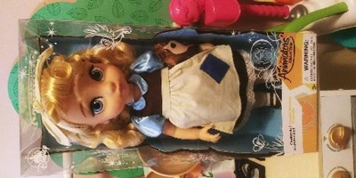 Disney Animators Collection Alice in Wonderland Doll Disney Store