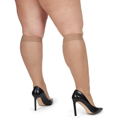 Levante Women's 2 Pair Pack Levante Plus Size Sheer Knee Highs - image 3