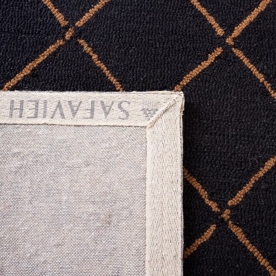 Chelsea Black Wool 3' x 8' Hand Hooked Runner Rug