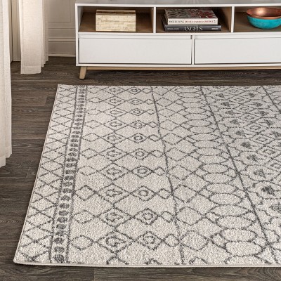 8' x 10' Gray and Cream Synthetic Reversible Area Rug