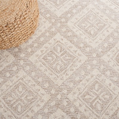 Handmade Beige and Ivory Tufted Wool Rug 2'3" x 9'