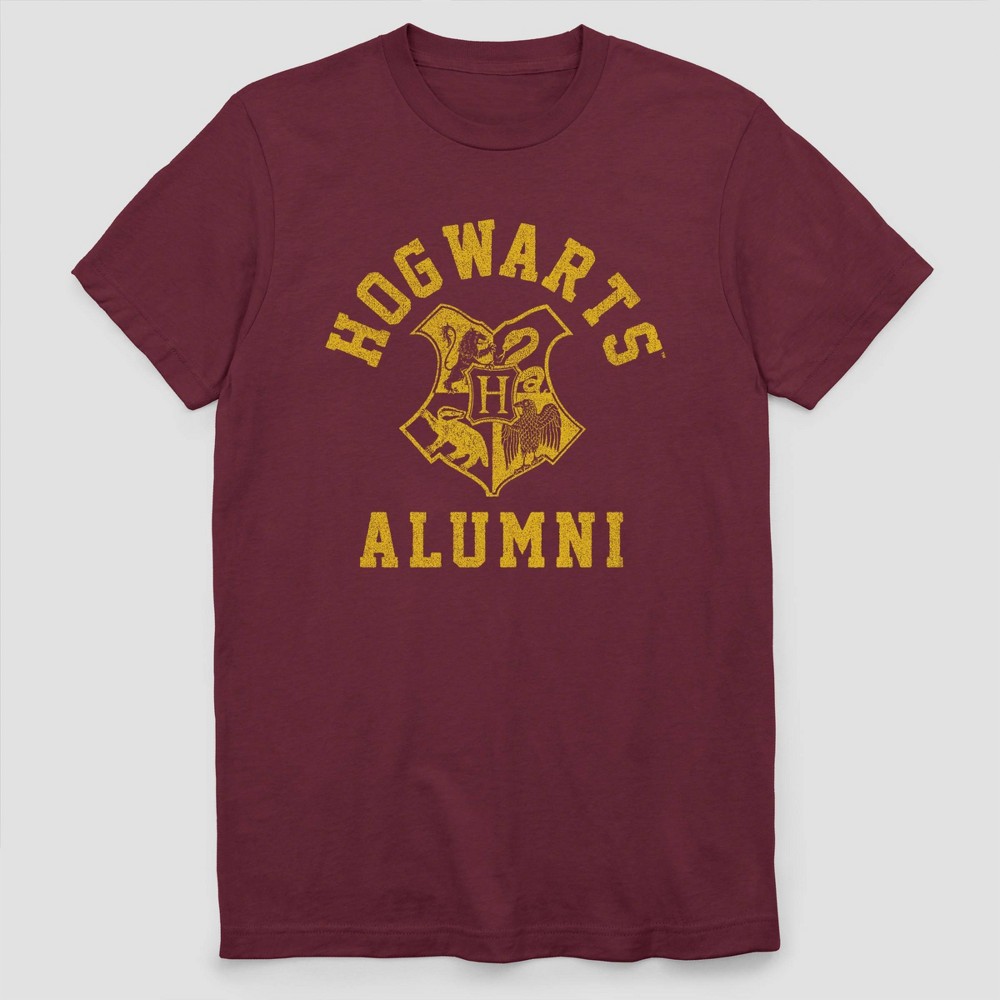 Men's Hogwarts Alumni Short Sleeve Graphic T-Shirt - Maroon XL, Red