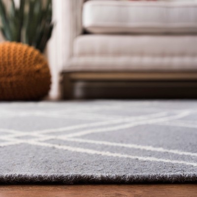 Handmade Tufted Round Grey Wool Area Rug