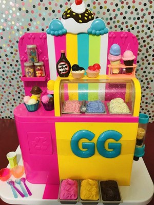  Glitter Girls – 79-pc Ice Cream Shop Playset – Play