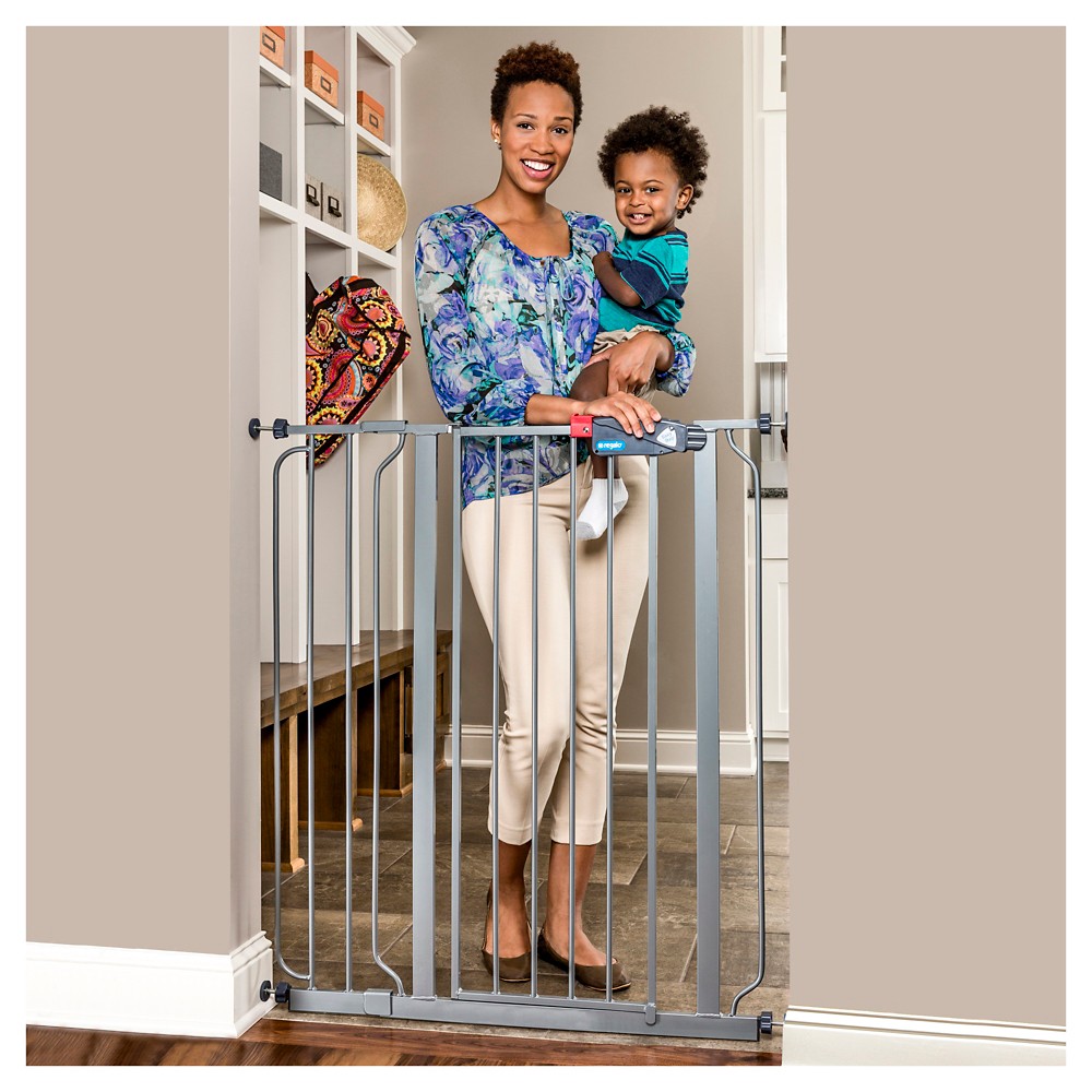 Regalo Deluxe Easy Step Extra Tall Gate, Platinum