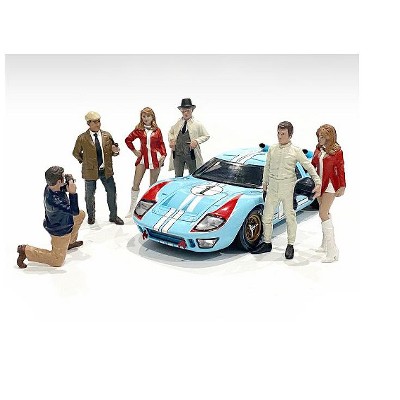"Race Day 2" 6 piece Figurine Set for 1/24 Scale Models by American Diorama
