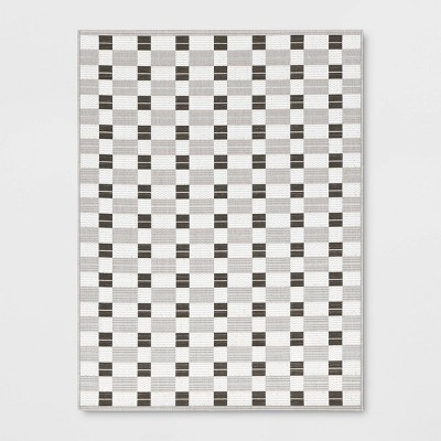 Linear Geo Outdoor Area Rug - Room Essentials™