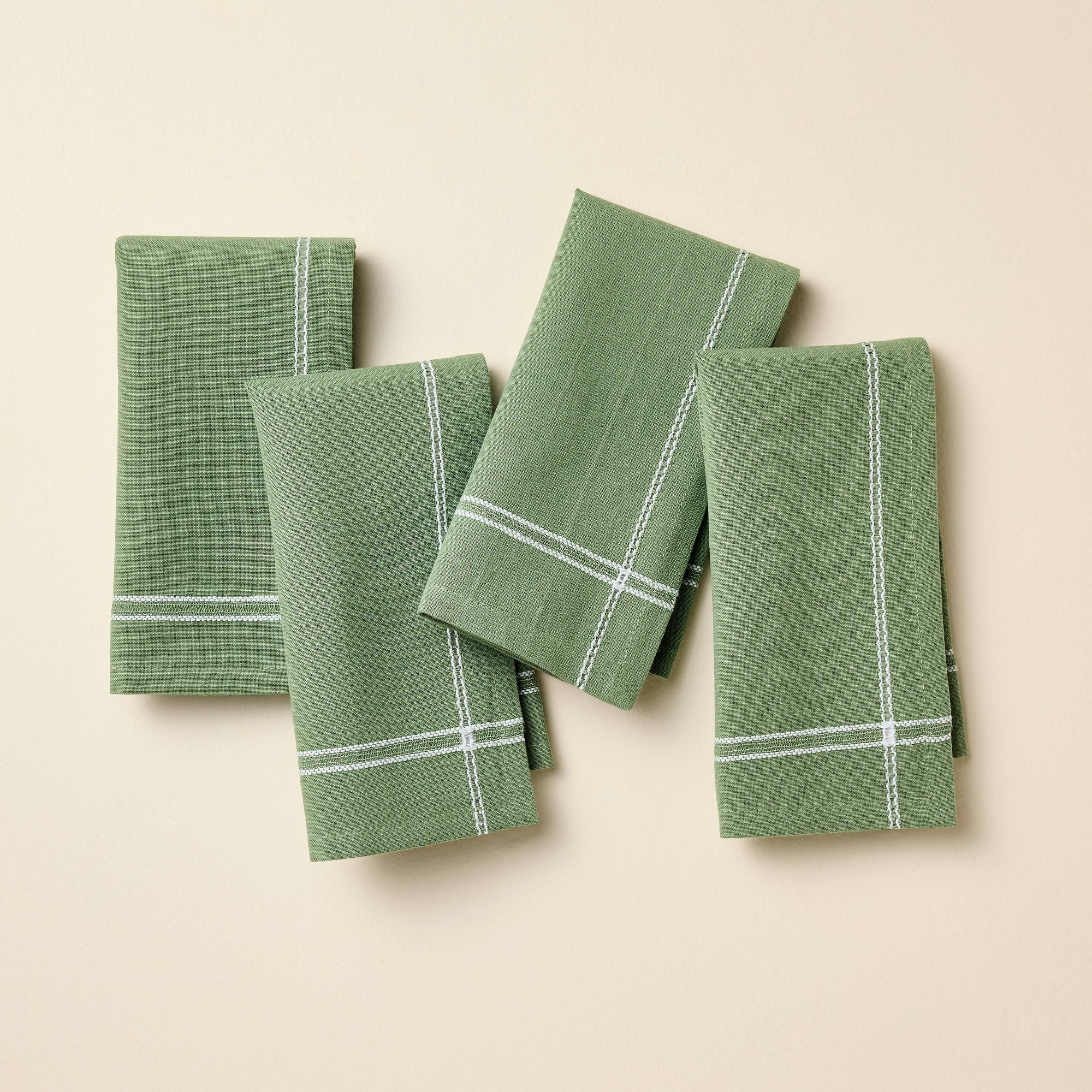 Set of 4 Solid Cloth Napkins Green - Hearth & Hand™ with Magnolia