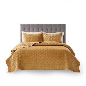 Gracie Mills Gayle 3-Piece Casual Geometric Velvet Quilt Set - 1 of 4