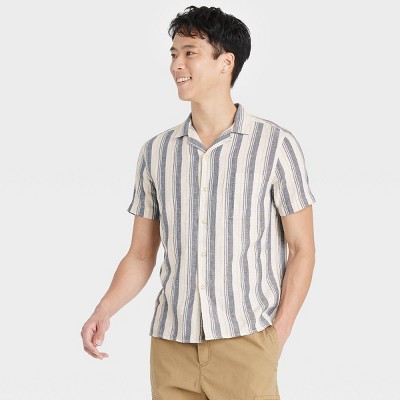 Men's Standard Fit Camp Collar Short Sleeve Button-Down Shirt - Goodfellow & Co™