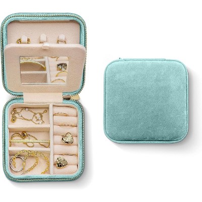 Plush Velvet Jewelry Box | Travel Jewelry Case | Featured in Things | Best Gifts For Daughter