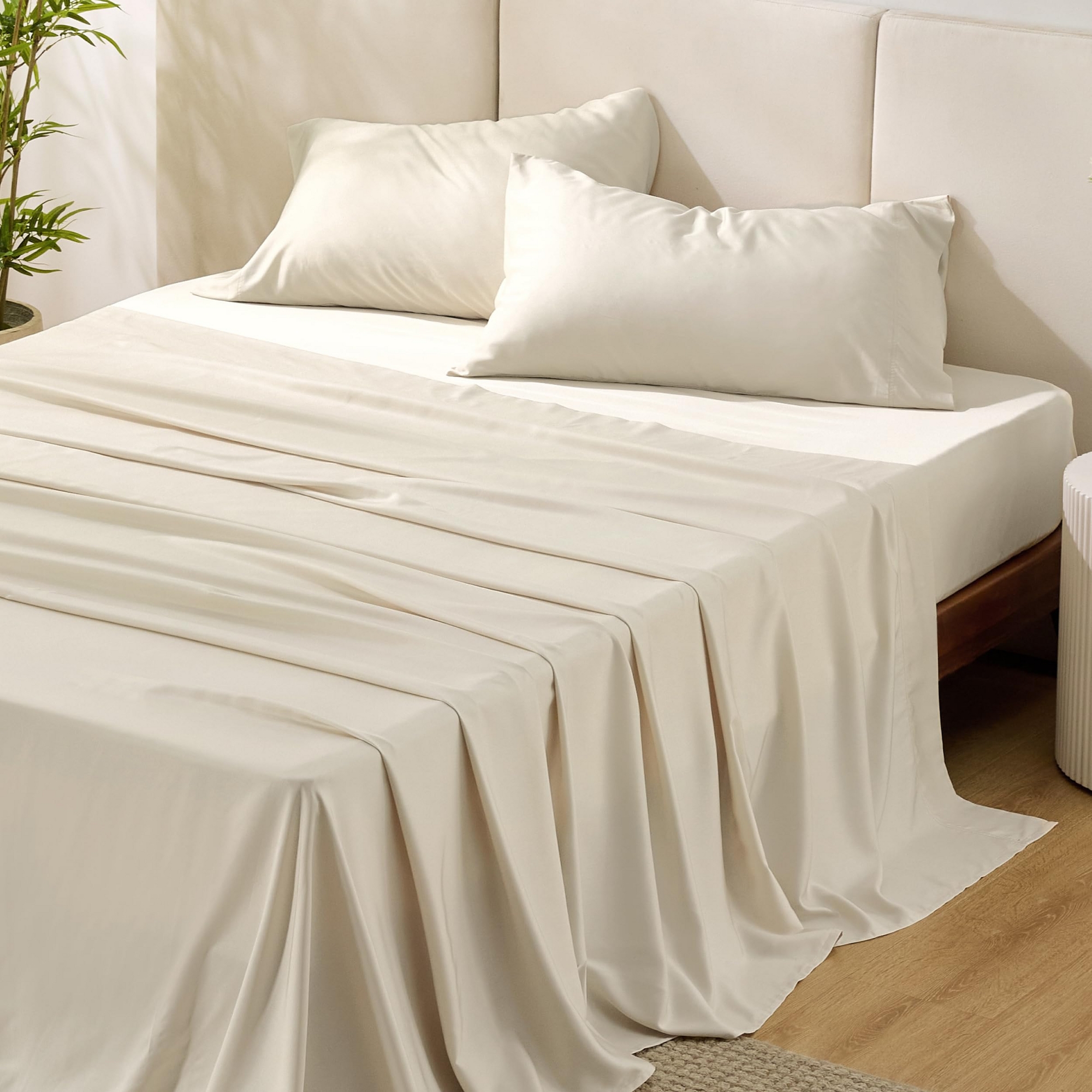 Rayon Derived from Bamboo Sheet Set 4 Pcs Light Beige Queen Cooling & Moisture-Wicking Bedding with Deep Pockets