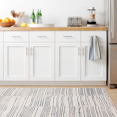 Avery Everglade Blue and White Machine Washable Synthetic Rug, 2x3