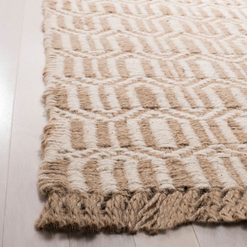 Natural Fiber NF184 Hand Woven Area Rug  - Safavieh, 2 of 4