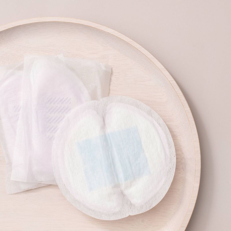 Lansinoh Stay Dry Disposable Nursing Pads, 5 of 13
