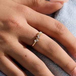 EVRY JEWELS WATERPROOF Gold or Silver Plated Love Affair Ring - 1 of 4