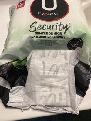 Kotex Women's Ultra-Thin Antibacterial Towel (10 Units) - Soft, Cotton-Like Feel for Gentle Comfort