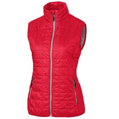 red puffer vest