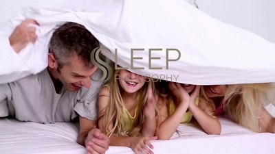 Twin White Cotton Sateen Down Alternative Bedspread