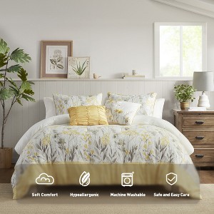 5 Pcs Floral Pattern Seersucker Texture Comforter Set, Farmhouse Style Modern Comforter Set for Luxurous Decor Style - 1 of 4